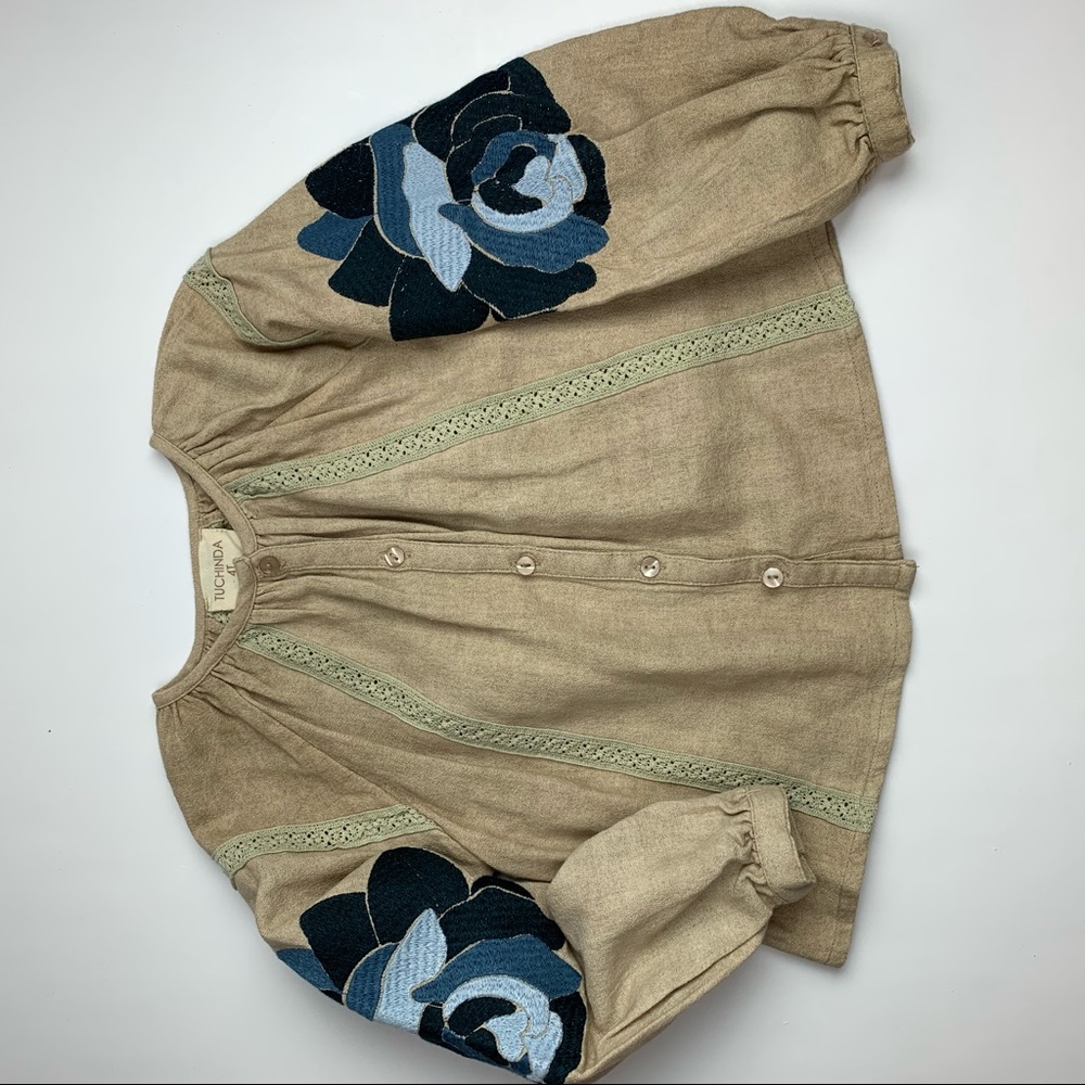 Beautiful Tuchinda top. - Picture 5 of 6